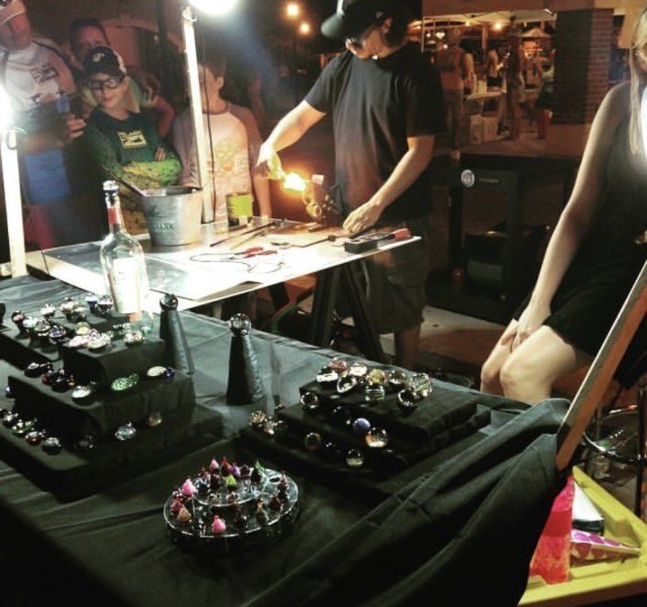 Jose Valdes blowing glass live at Mallory Square